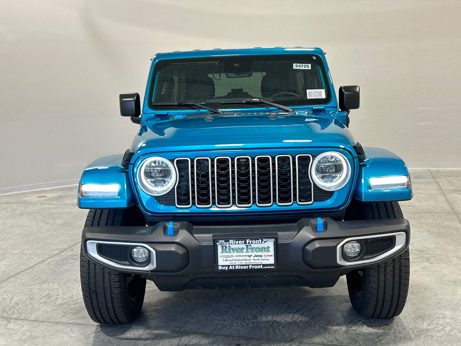 2024 Jeep Wrangler Sahara 4xe 3