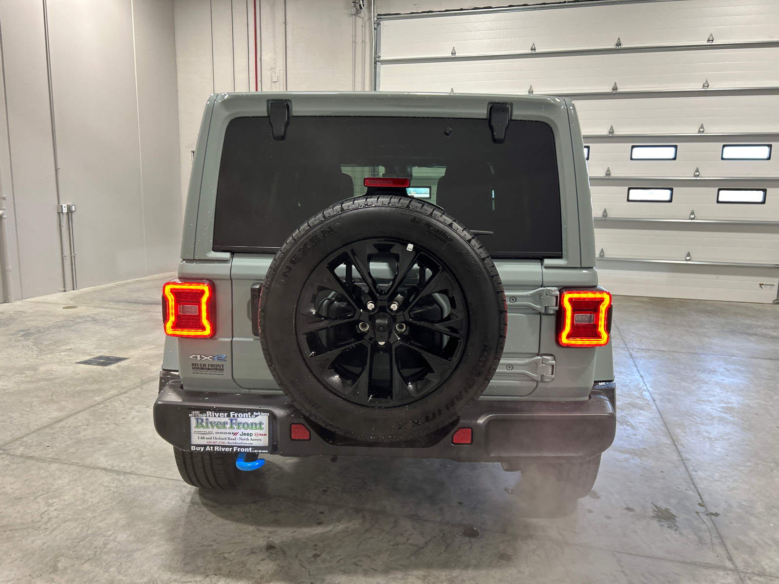 2024 Jeep Wrangler Sahara 4xe 7