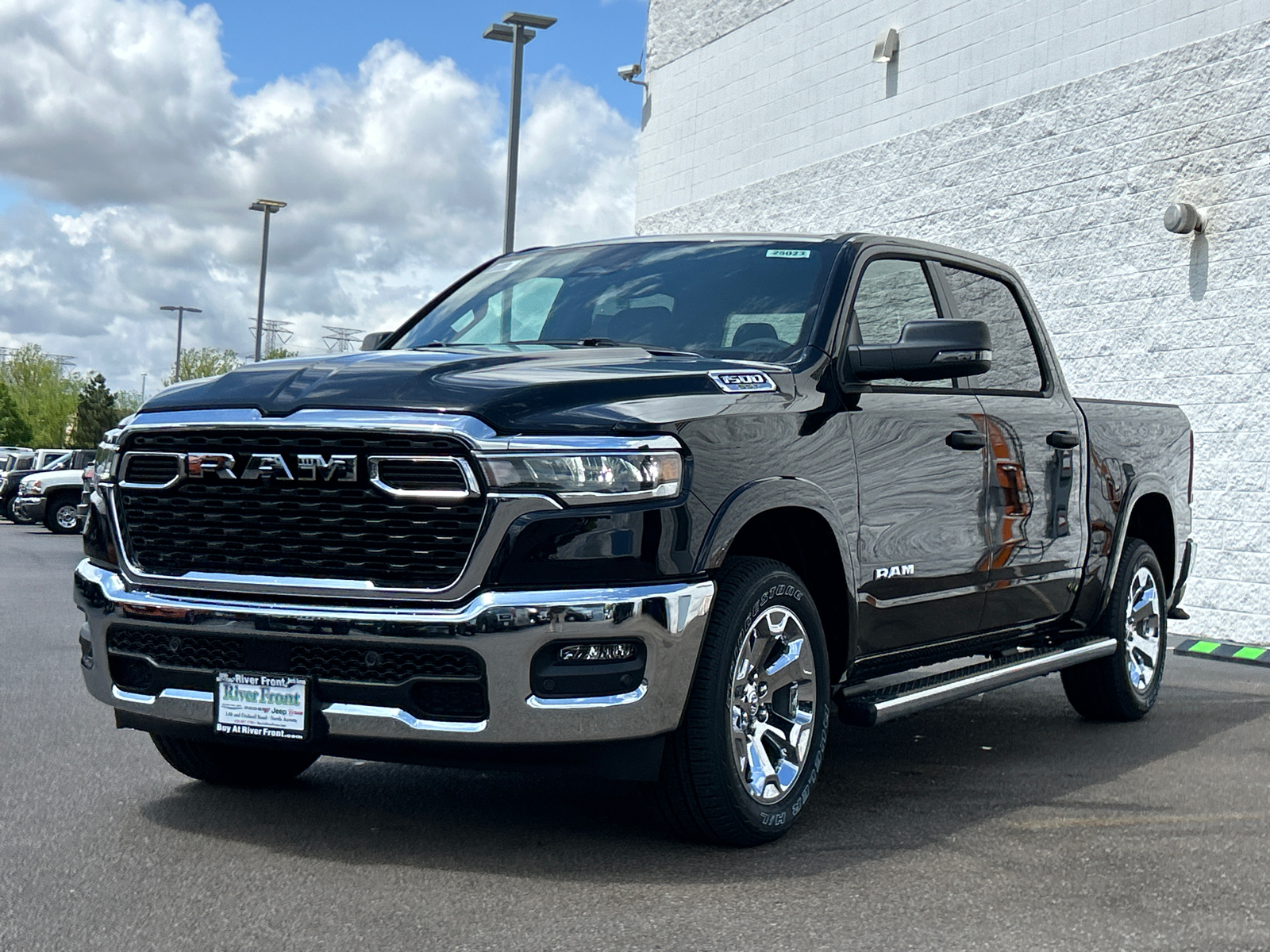 2025 Ram 1500 Big Horn/Lone Star 4