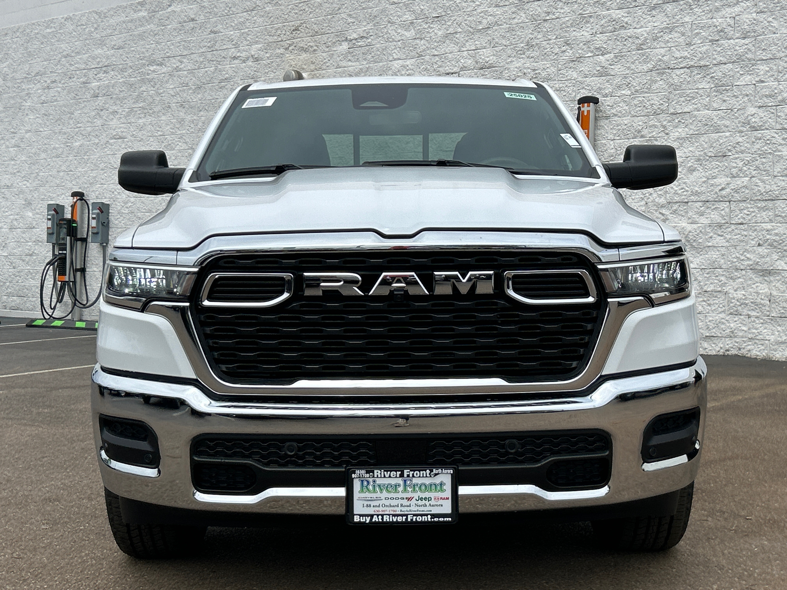 2025 Ram 1500 Tradesman 3