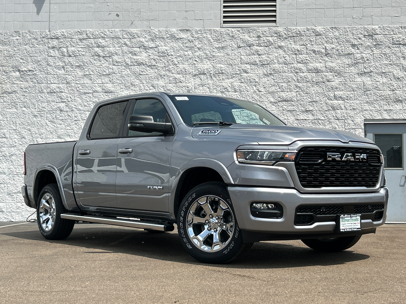 2025 Ram 1500 Big Horn/Lone Star 2