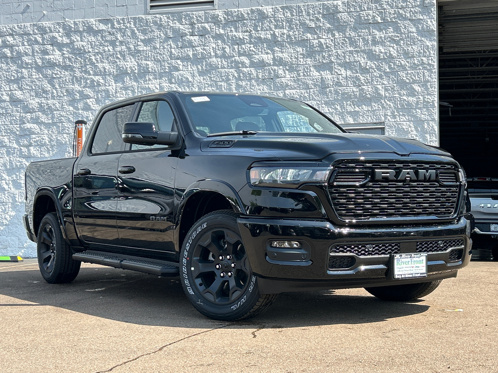 2025 Ram 1500 Big Horn/Lone Star 1