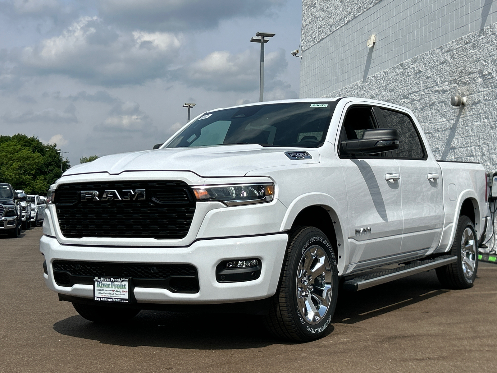 2025 Ram 1500 Big Horn/Lone Star 4