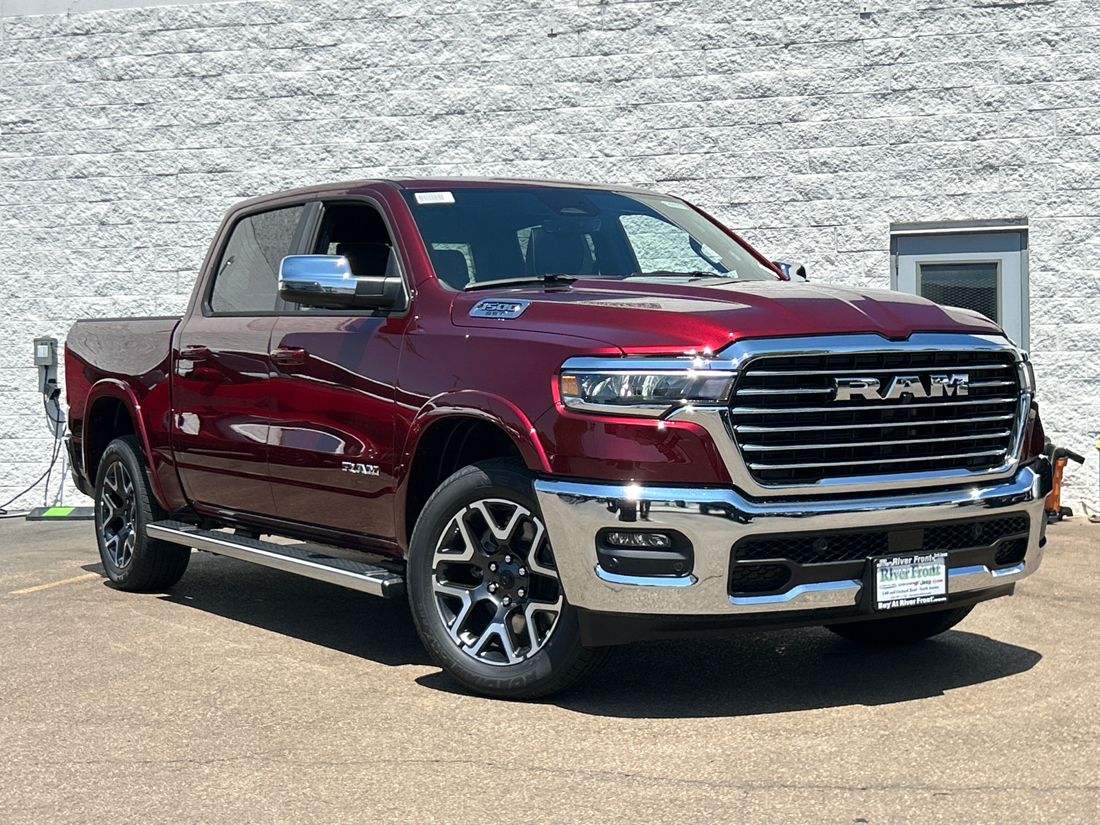 2025 Ram 1500 Laramie 1