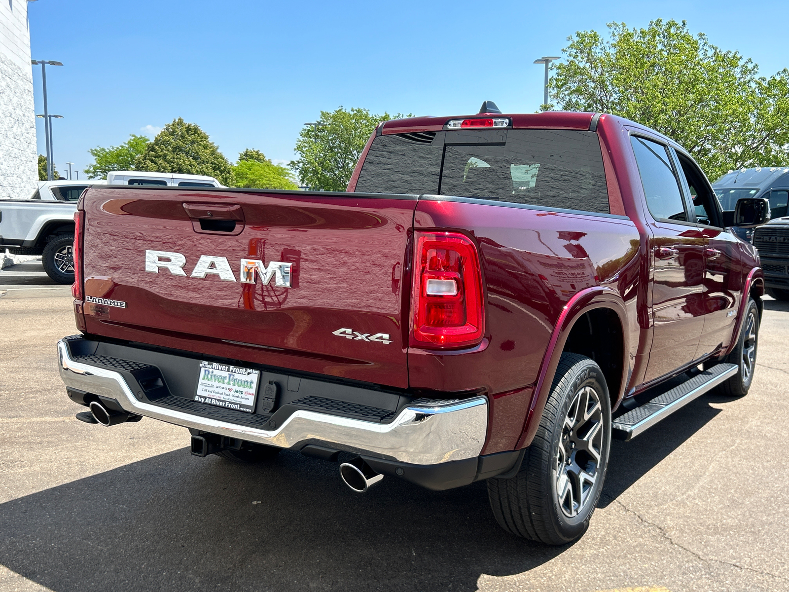 2025 Ram 1500 Laramie 8