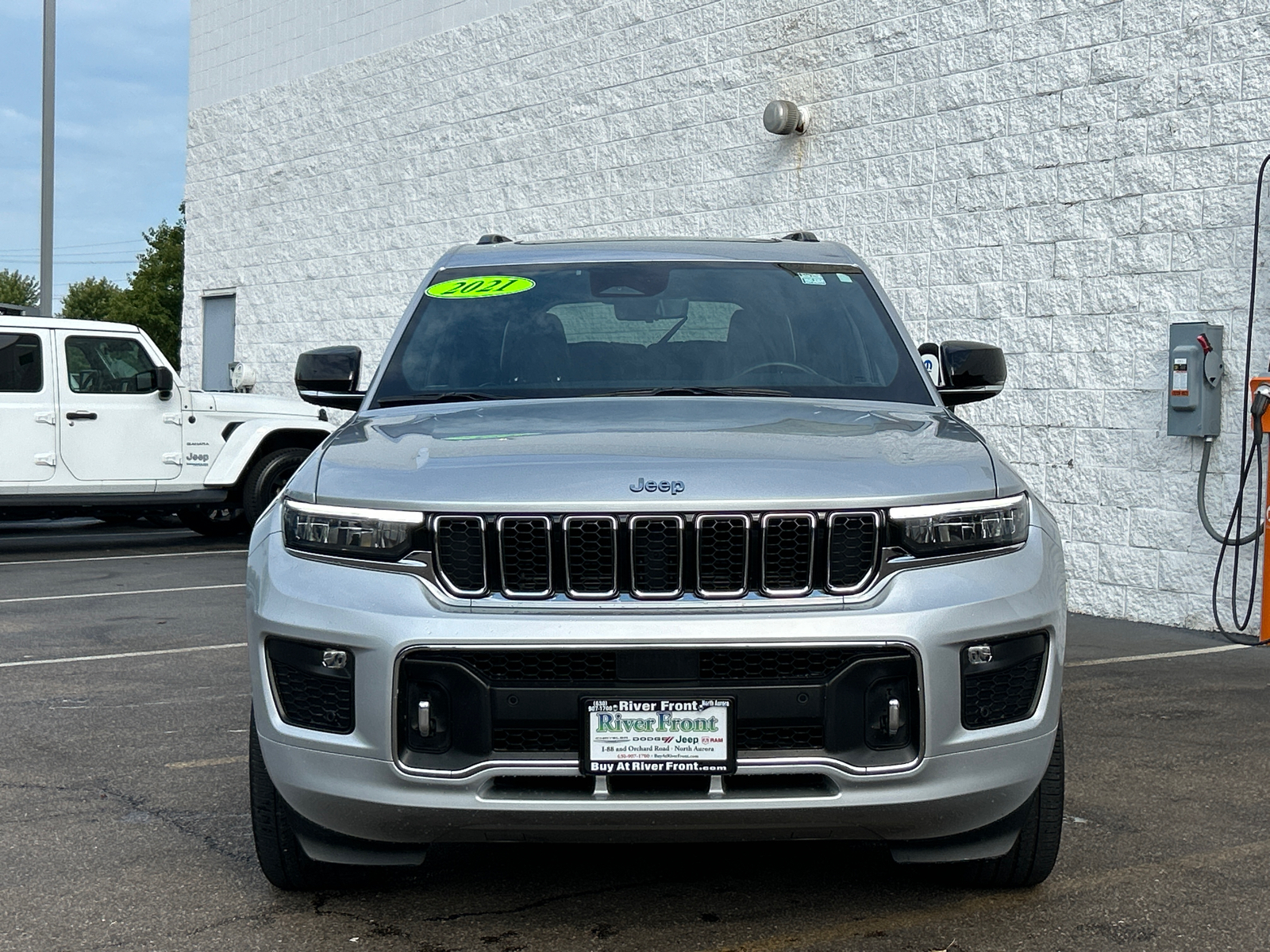 2021 Jeep Grand Cherokee L Overland 3