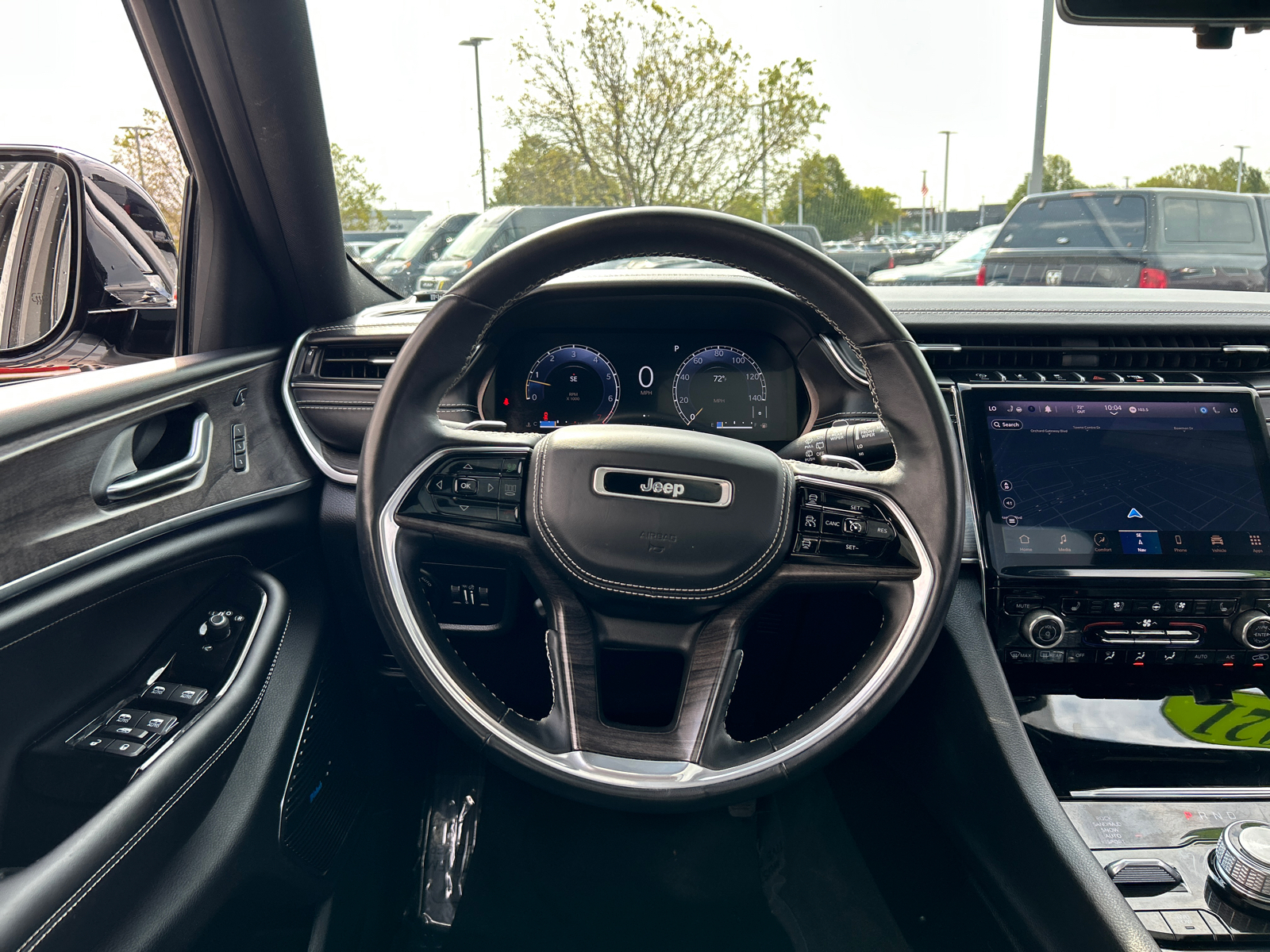 2021 Jeep Grand Cherokee L Overland 30