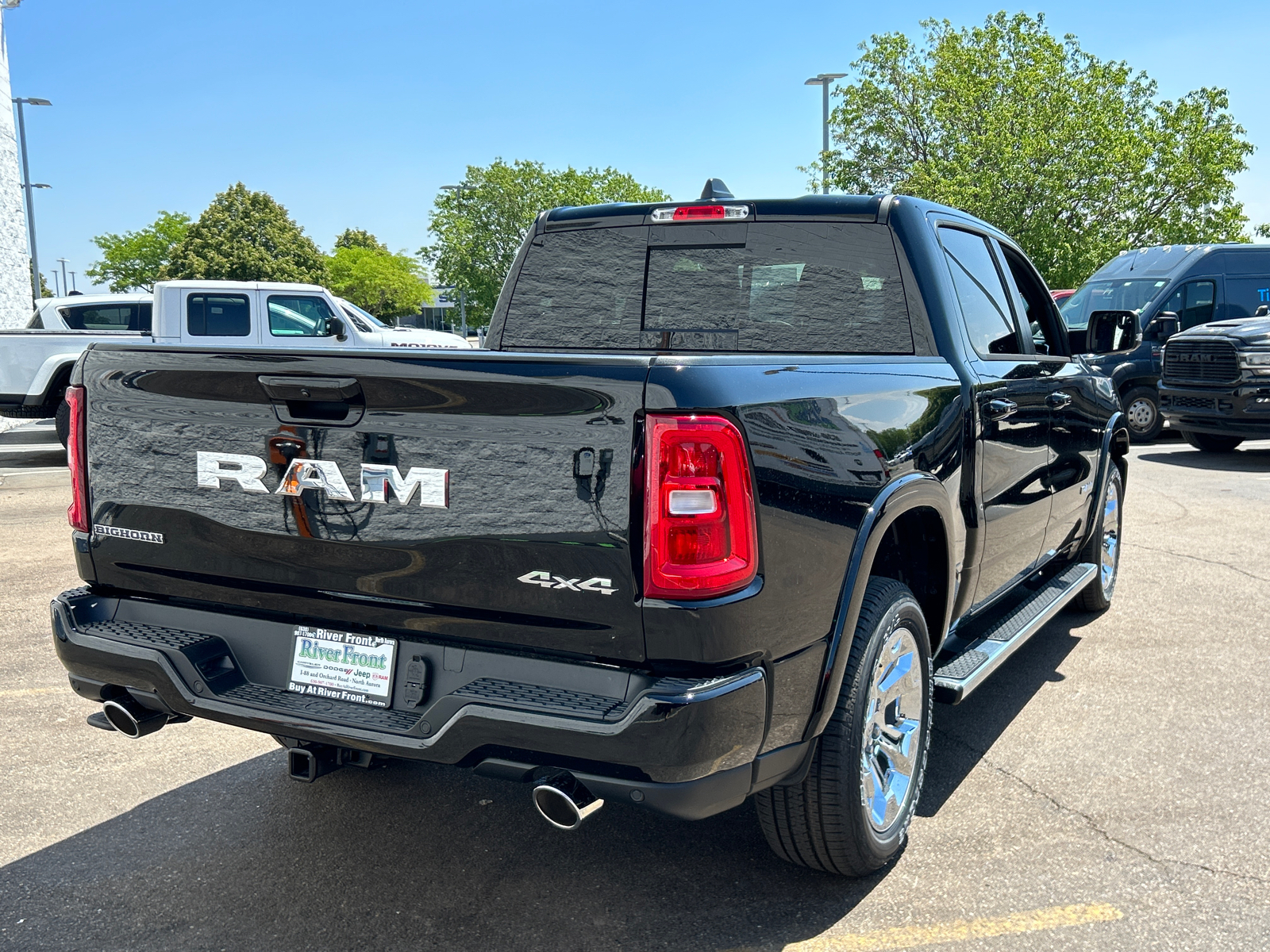 2025 Ram 1500 Big Horn/Lone Star 8