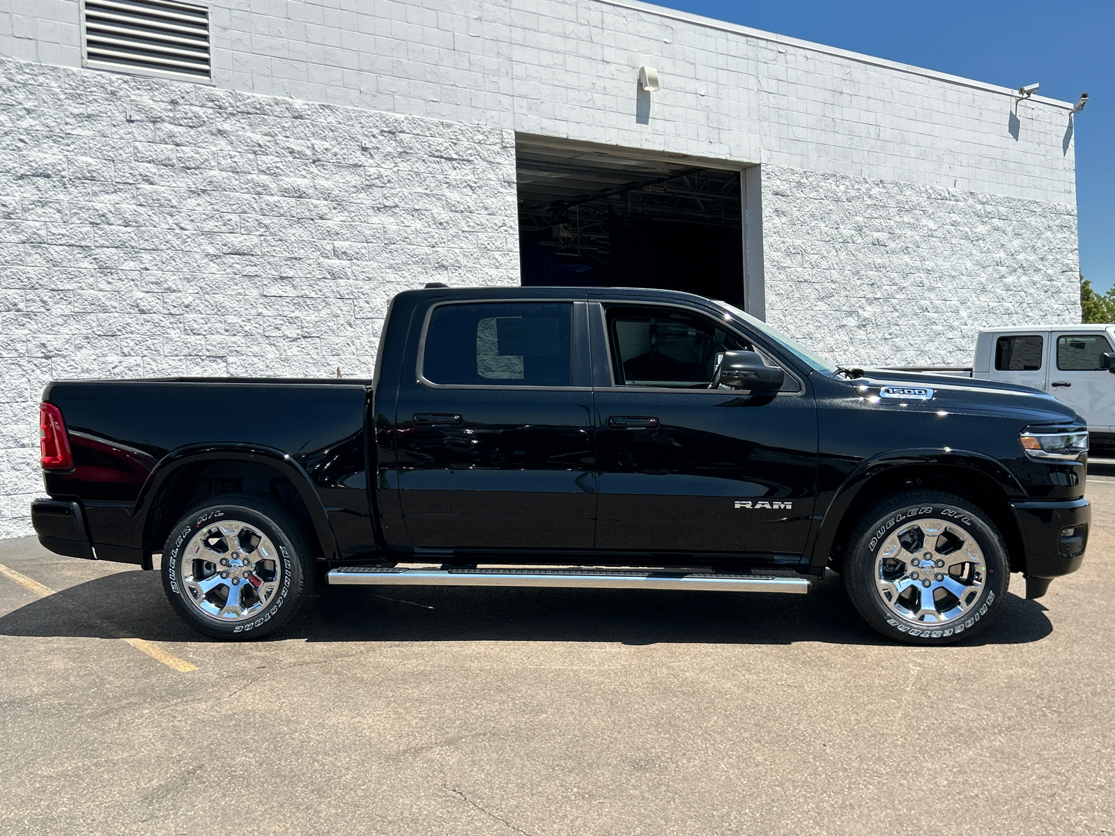 2025 Ram 1500 Big Horn/Lone Star 9