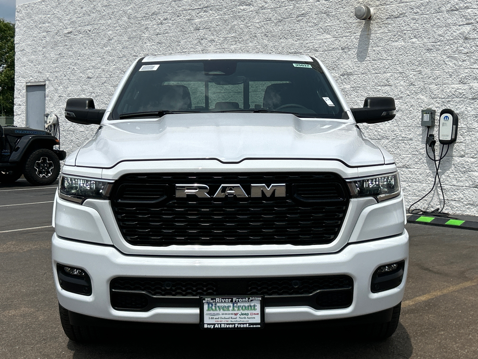 2025 Ram 1500 Big Horn/Lone Star 3