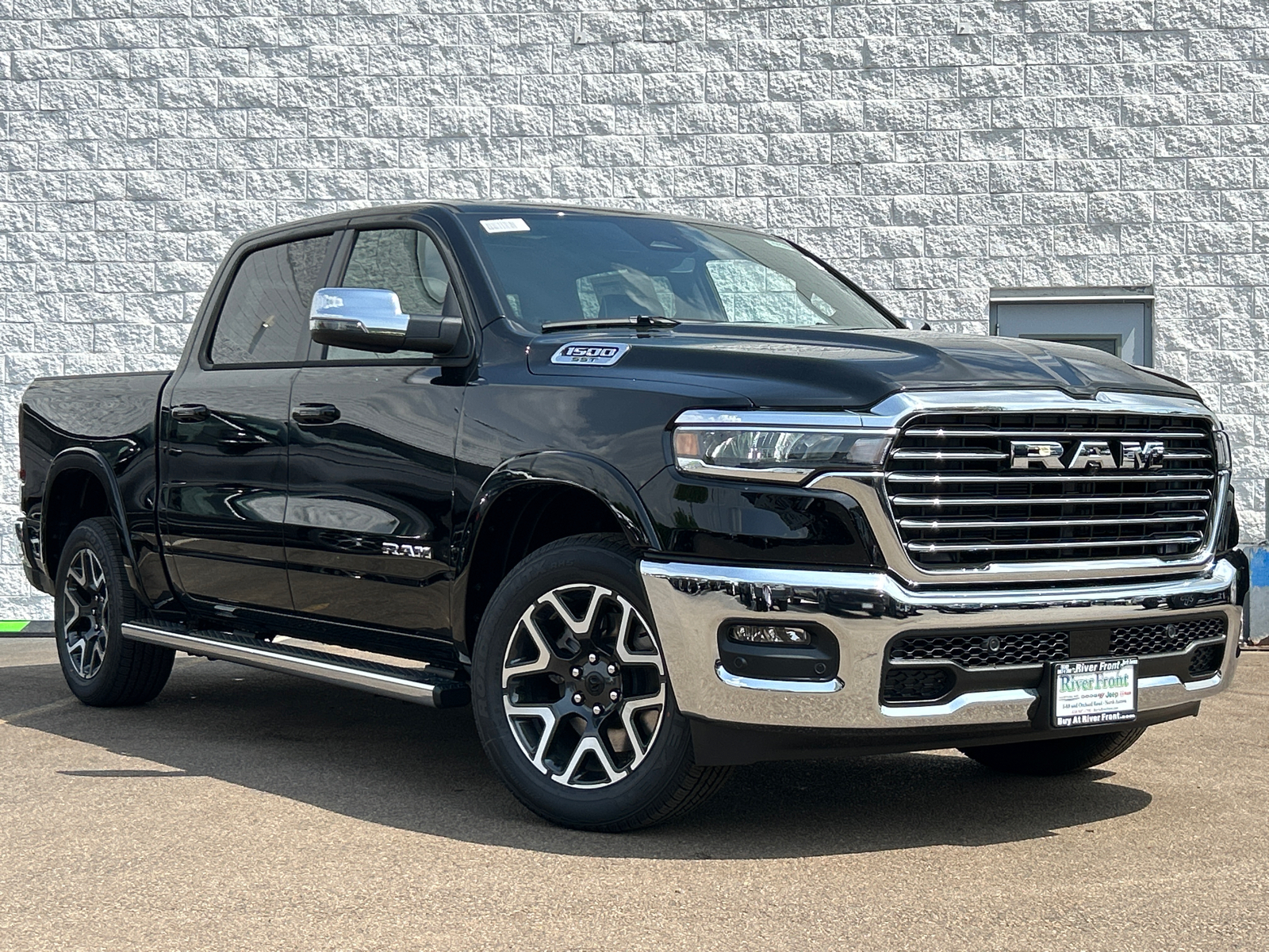 2025 Ram 1500 Laramie 1