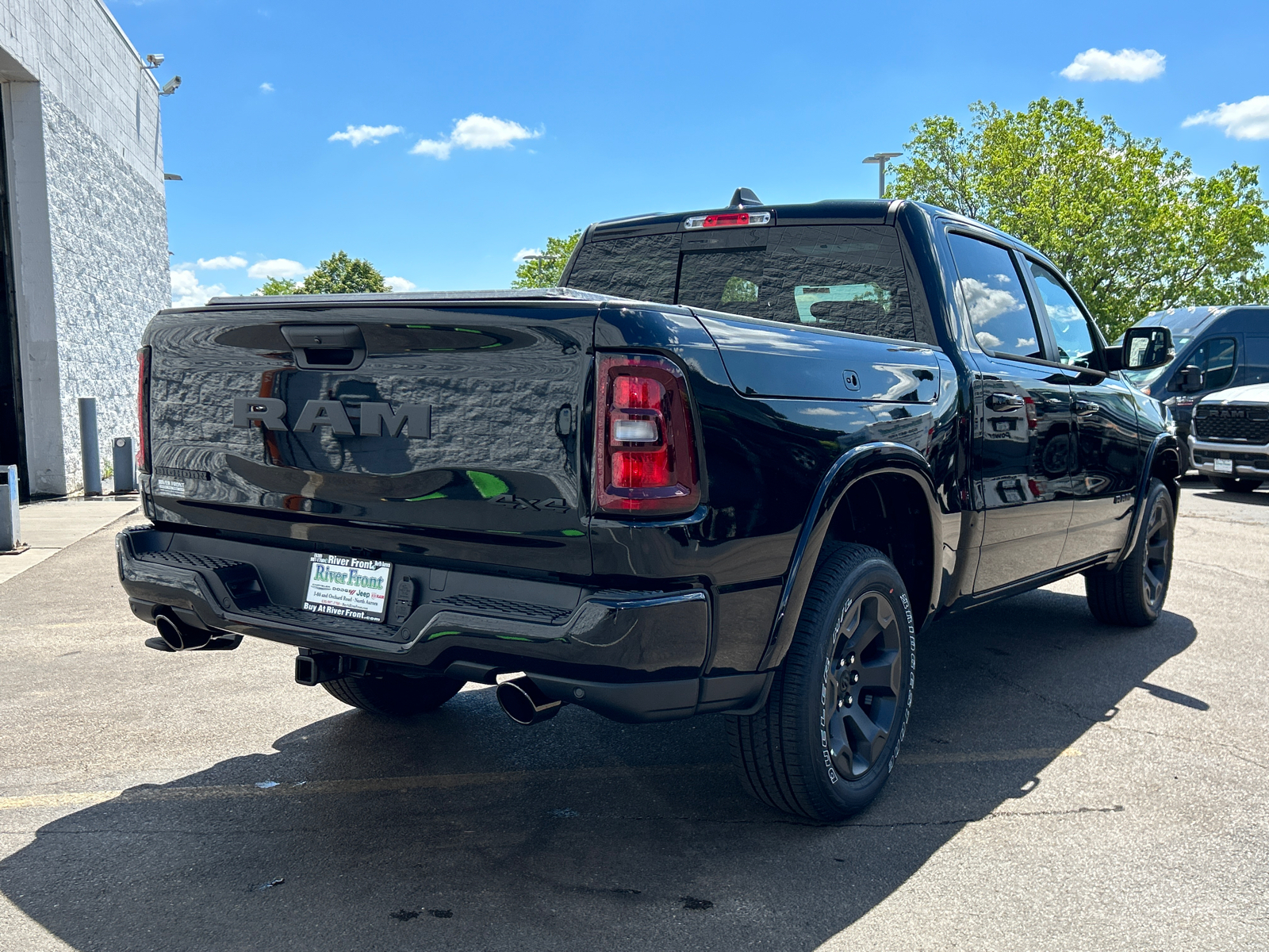 2025 Ram 1500 Big Horn/Lone Star 8