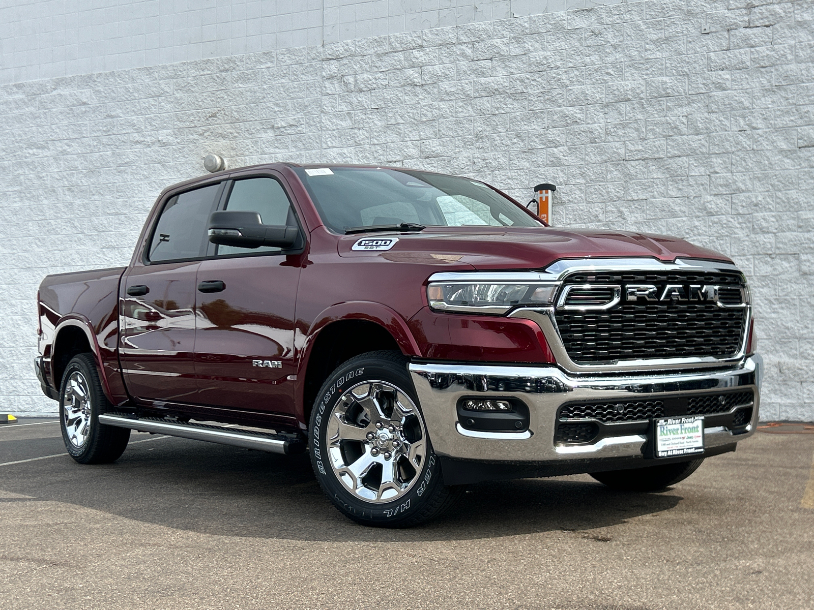 2025 Ram 1500 Big Horn/Lone Star 2