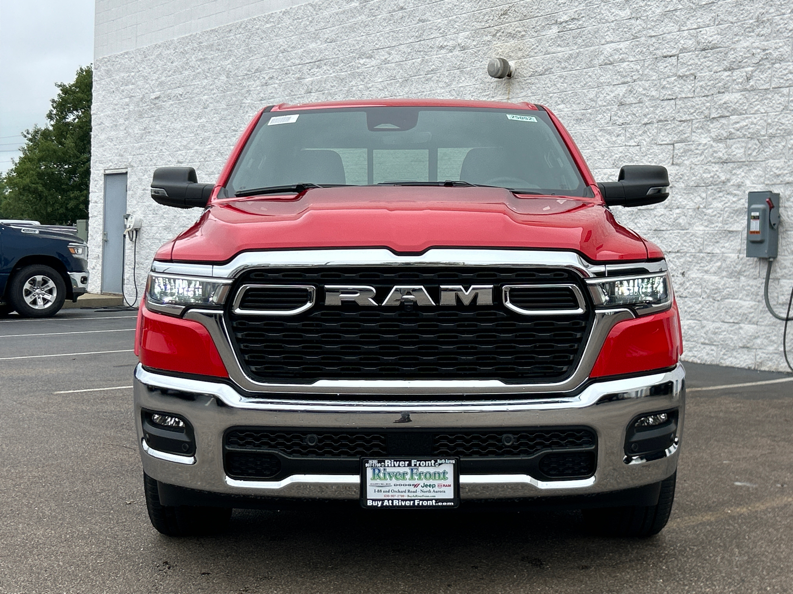 2025 Ram 1500 Big Horn/Lone Star 3