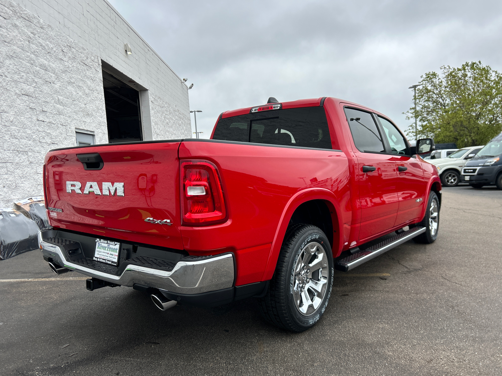 2025 Ram 1500 Big Horn/Lone Star 8