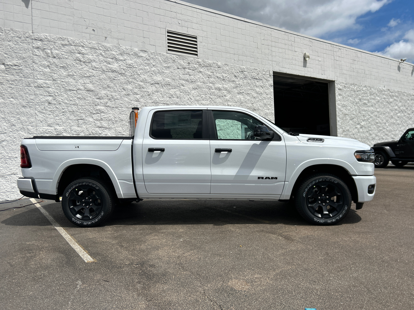 2025 Ram 1500 Big Horn/Lone Star 9