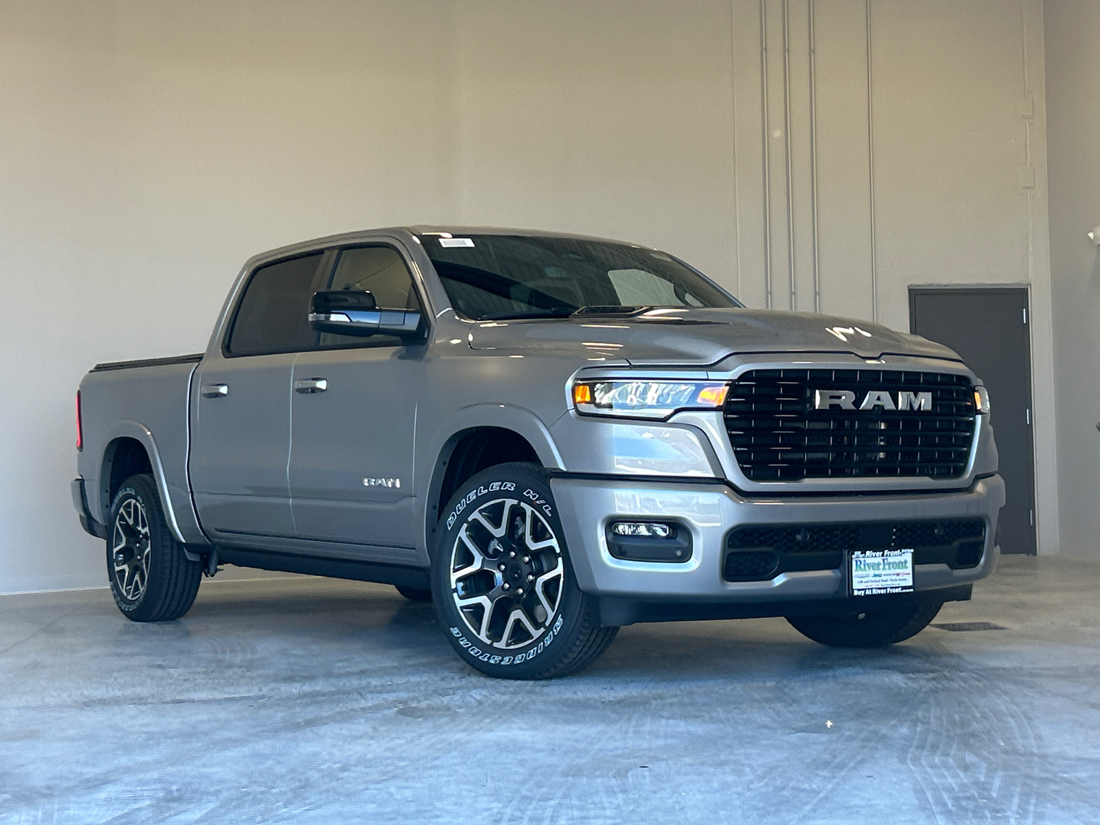 2025 Ram 1500 Laramie 1