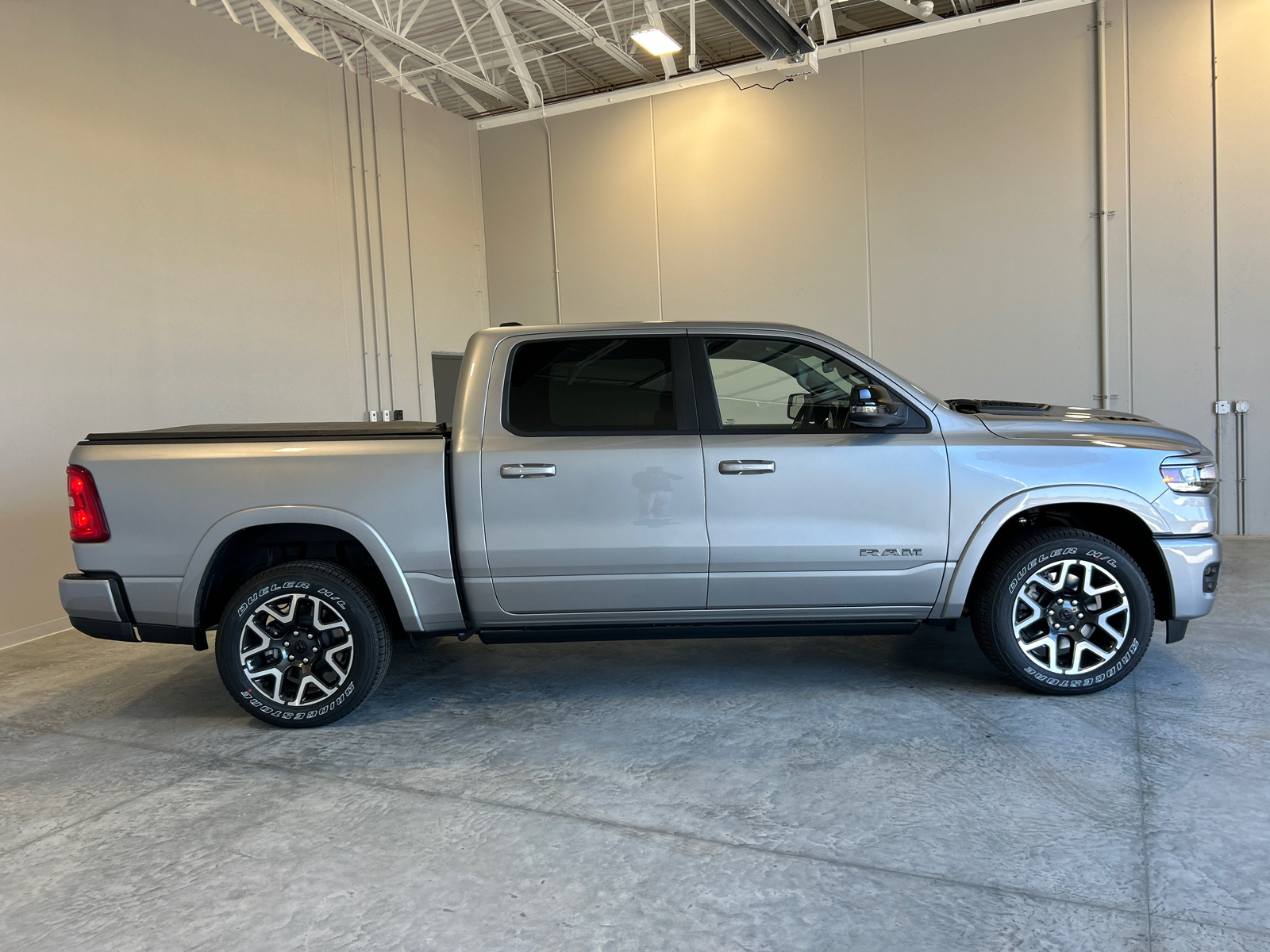 2025 Ram 1500 Laramie 9