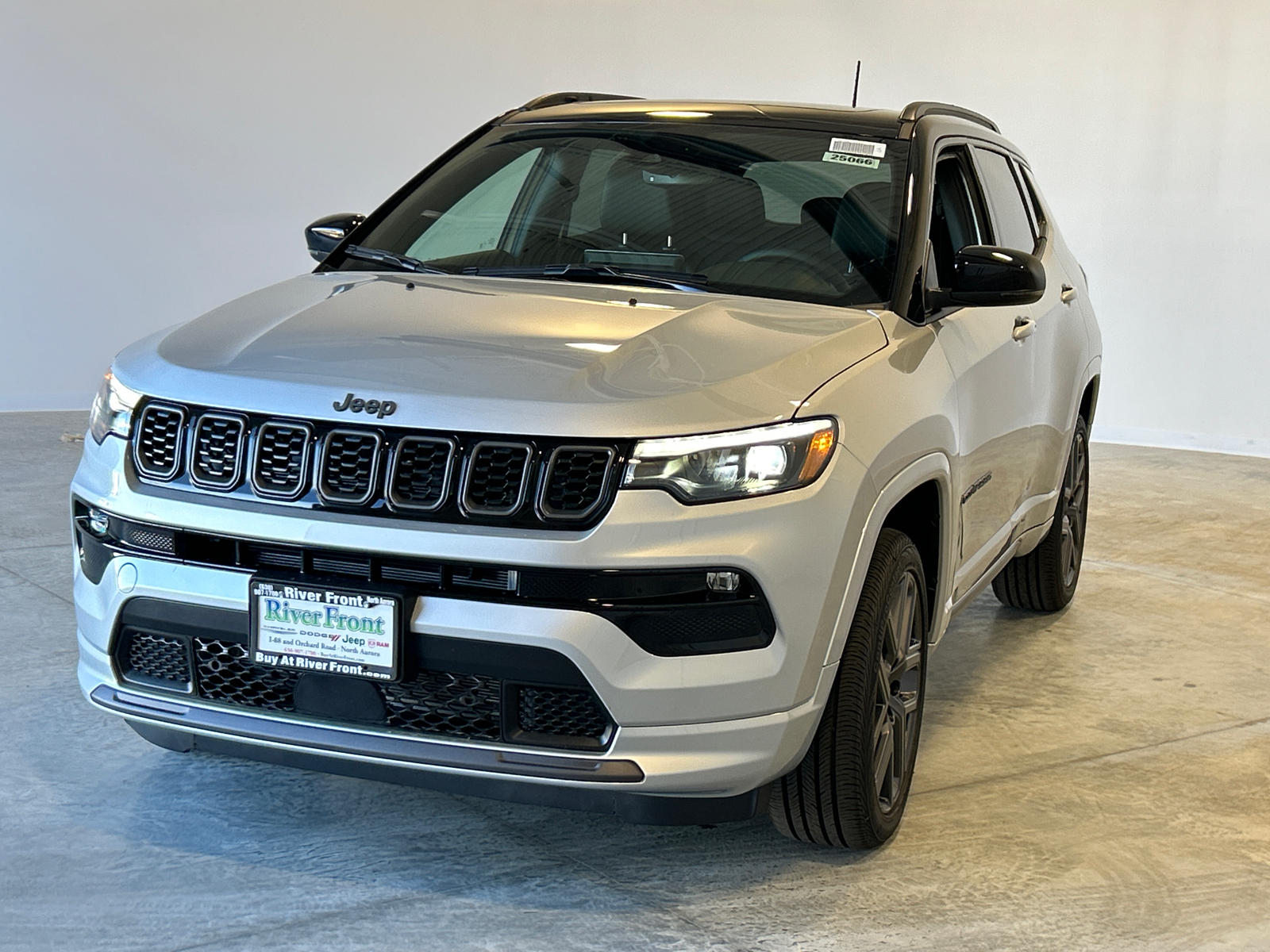 2025 Jeep Compass Limited 4