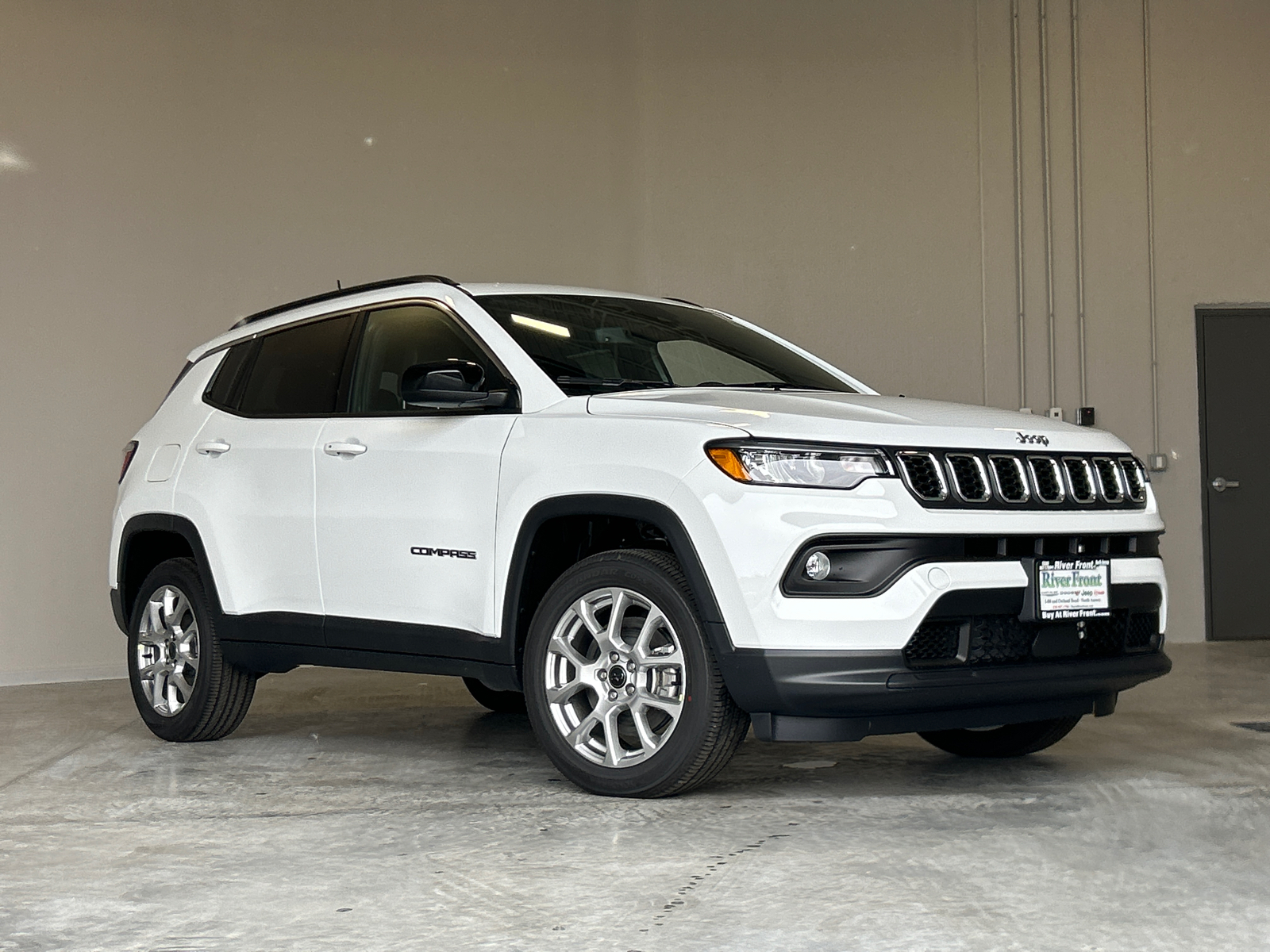 2025 Jeep Compass Latitude 2