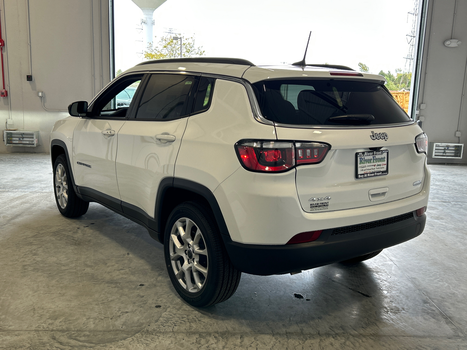 2025 Jeep Compass Latitude 6