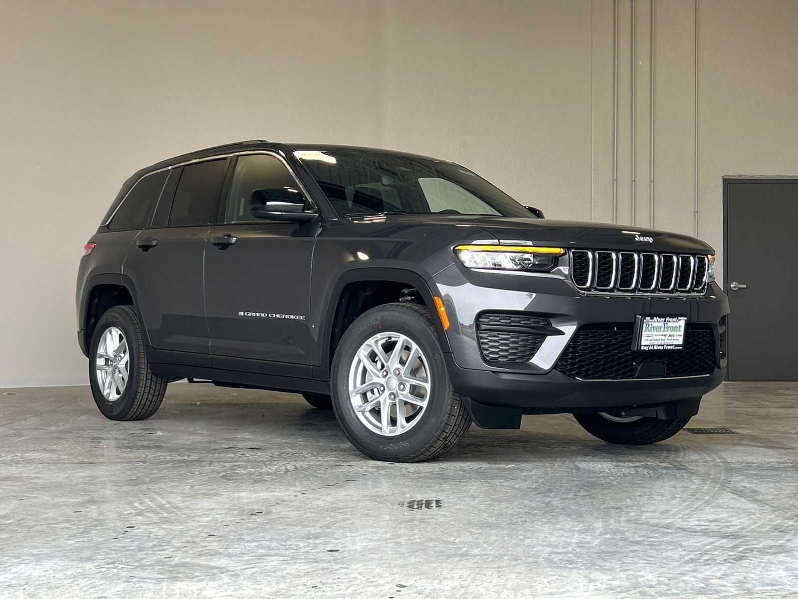 2025 Jeep Grand Cherokee Altitude X 1