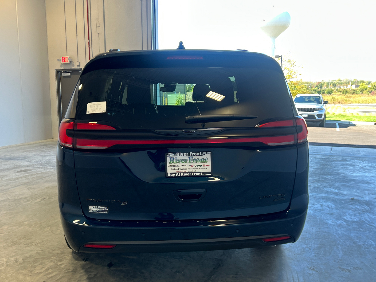 2025 Chrysler Pacifica Limited 7