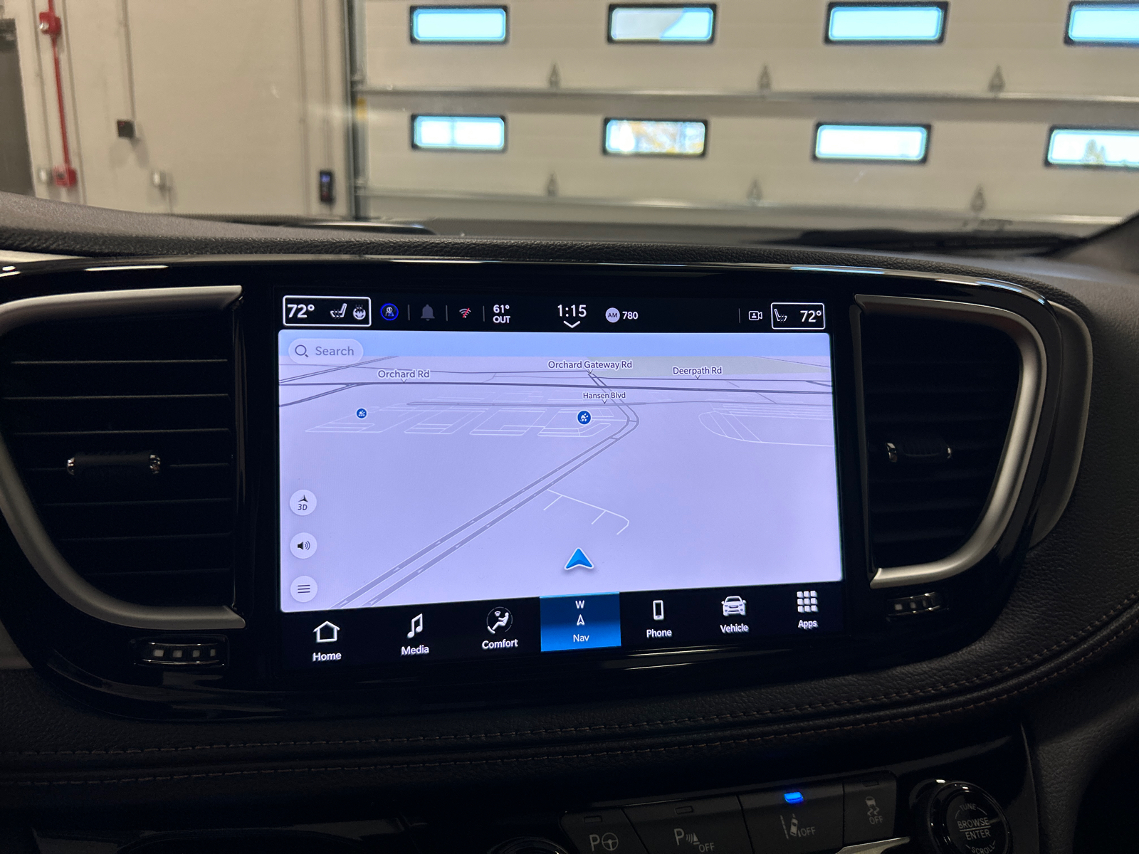 2025 Chrysler Pacifica Hybrid Pinnacle 25