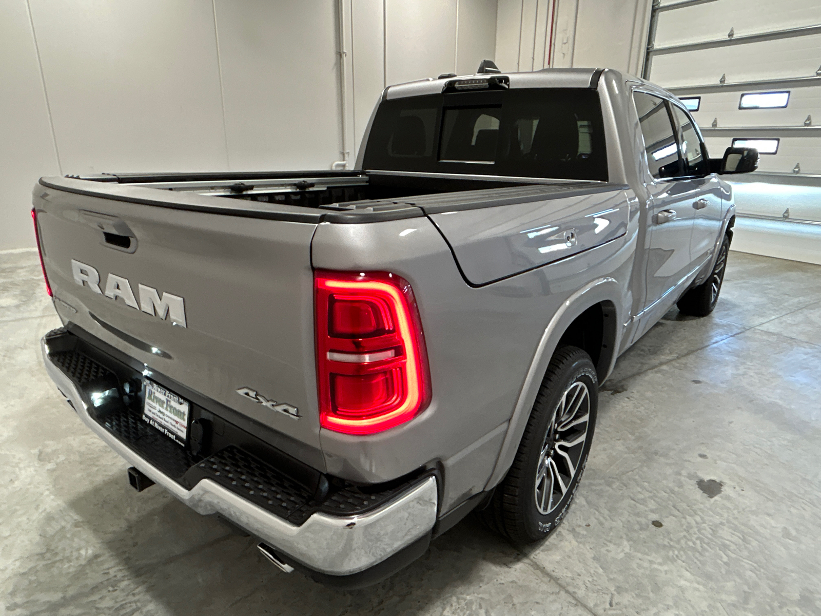 2025 Ram 1500 Limited 6