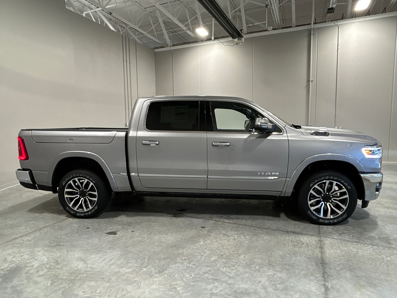 2025 Ram 1500 Limited 7