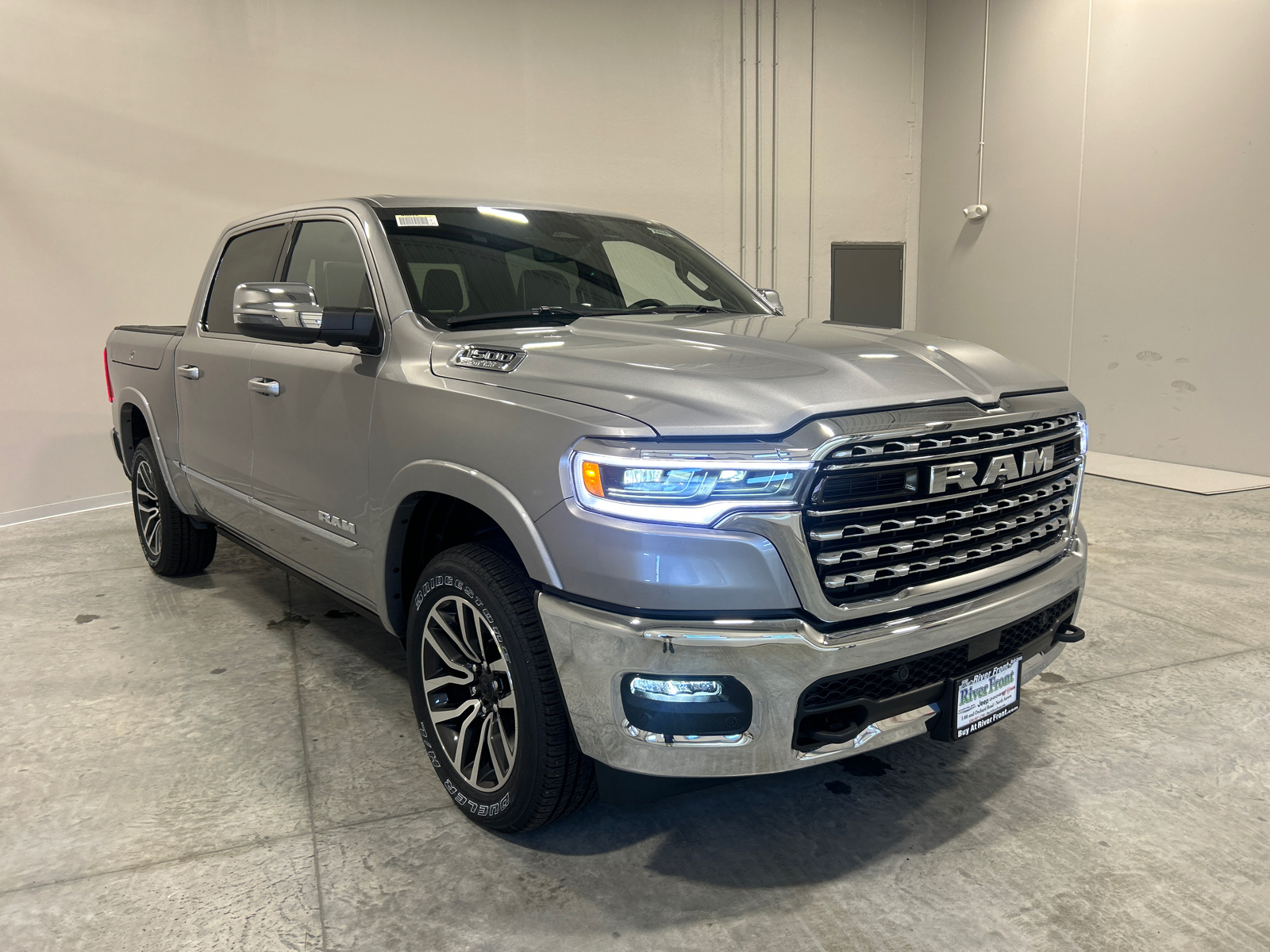 2025 Ram 1500 Limited 8