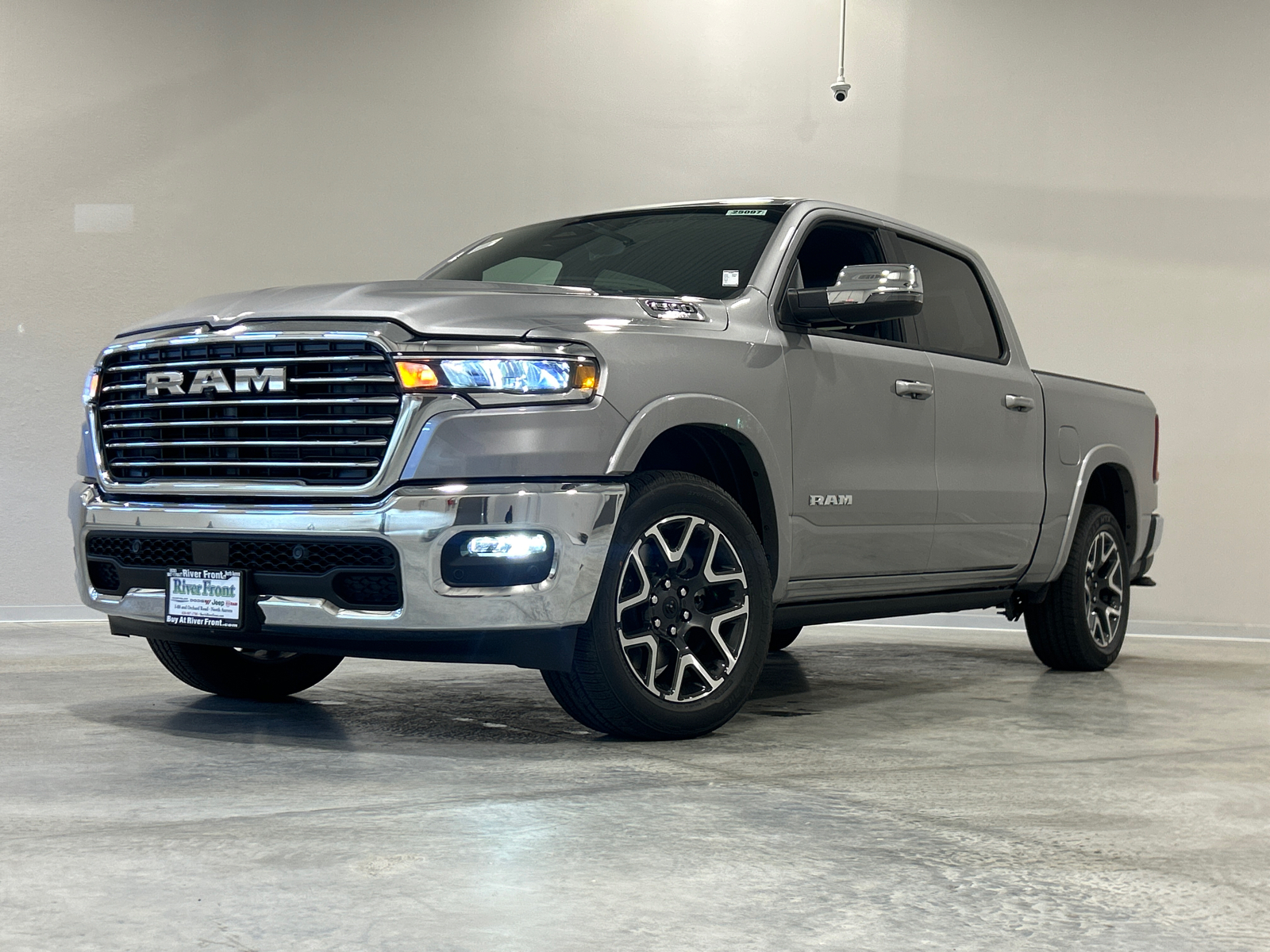 2025 Ram 1500 Laramie 2