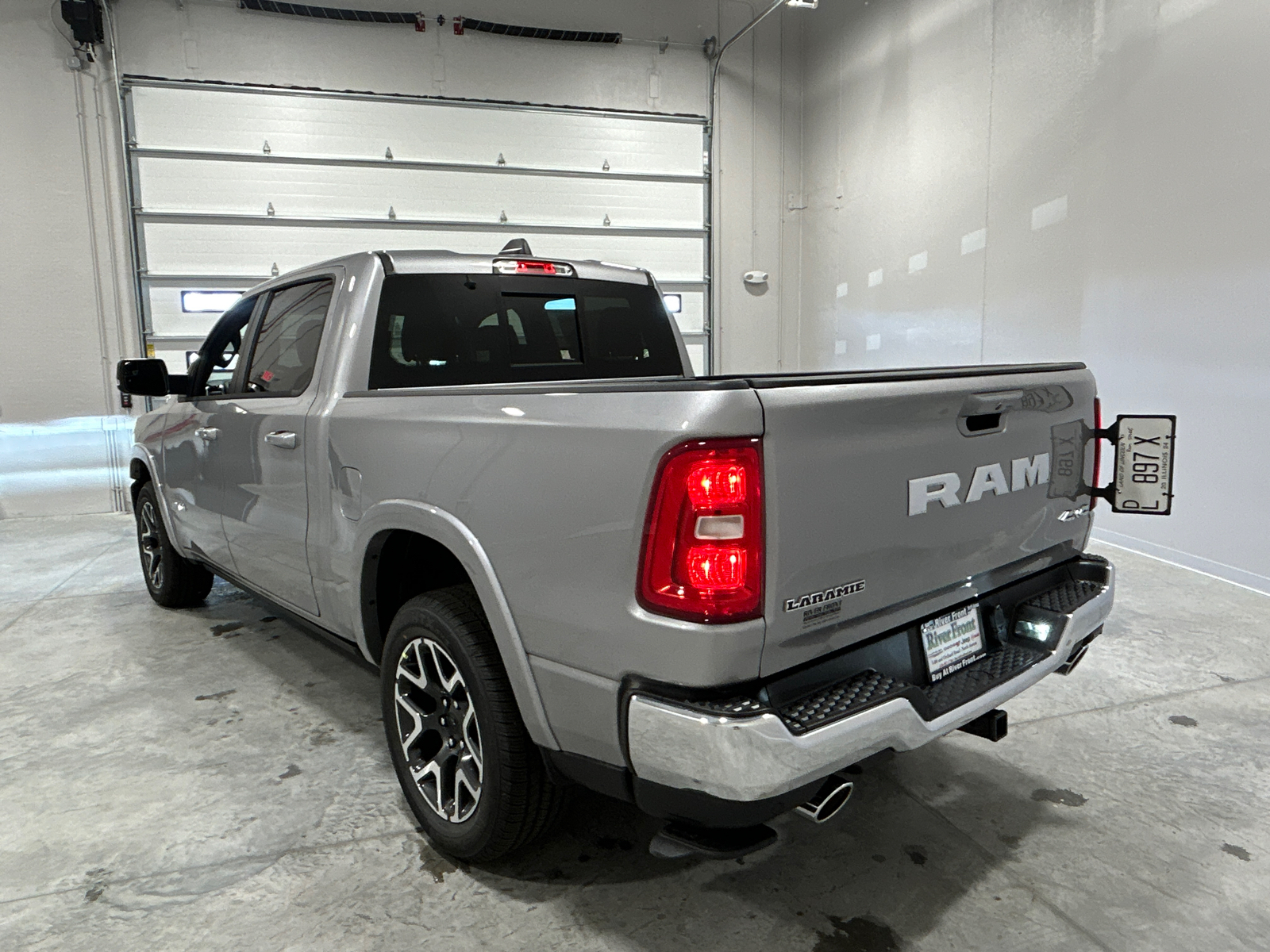 2025 Ram 1500 Laramie 4