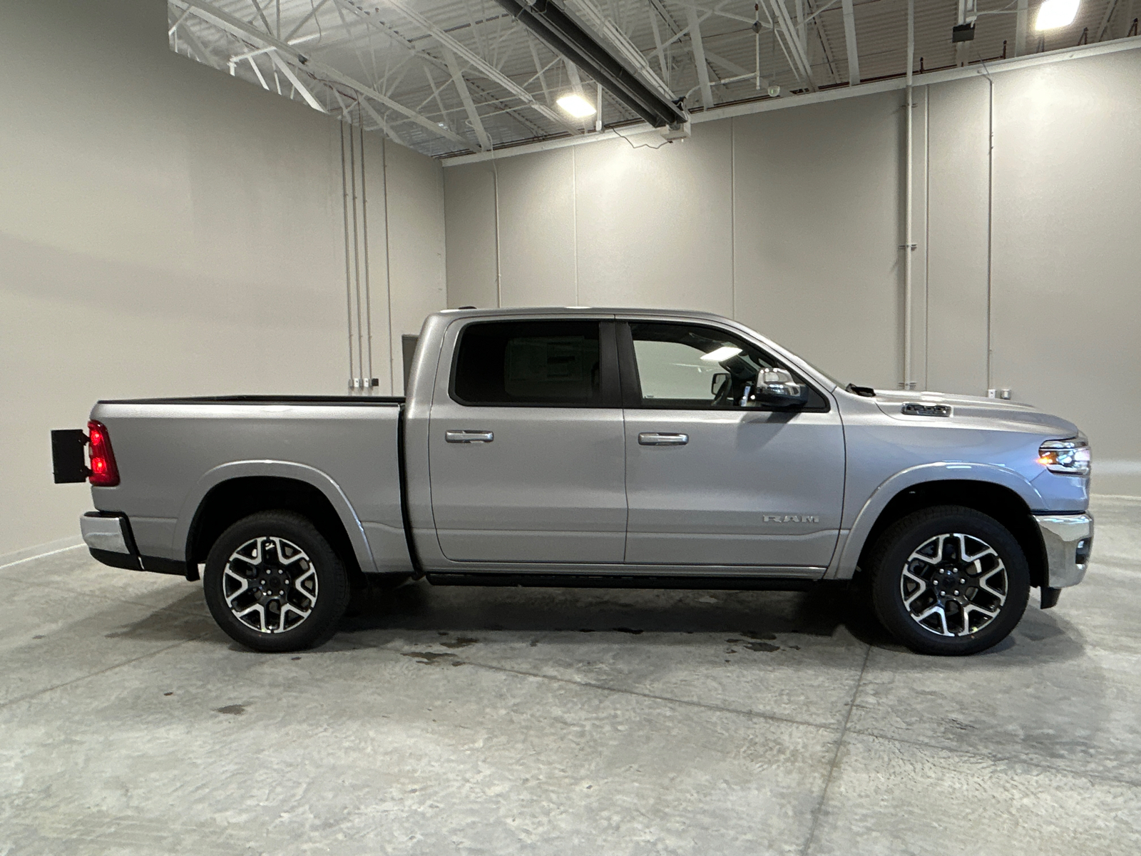 2025 Ram 1500 Laramie 7