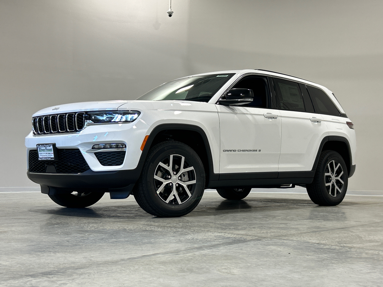 2025 Jeep Grand Cherokee Limited 1