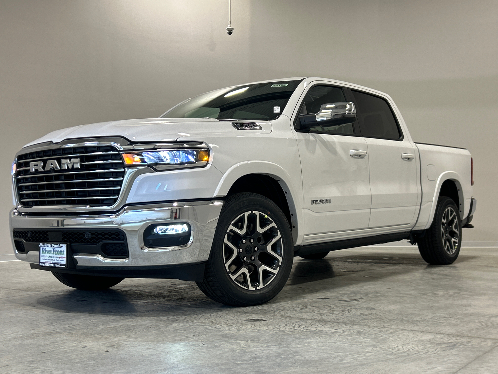 2025 Ram 1500 Laramie 1