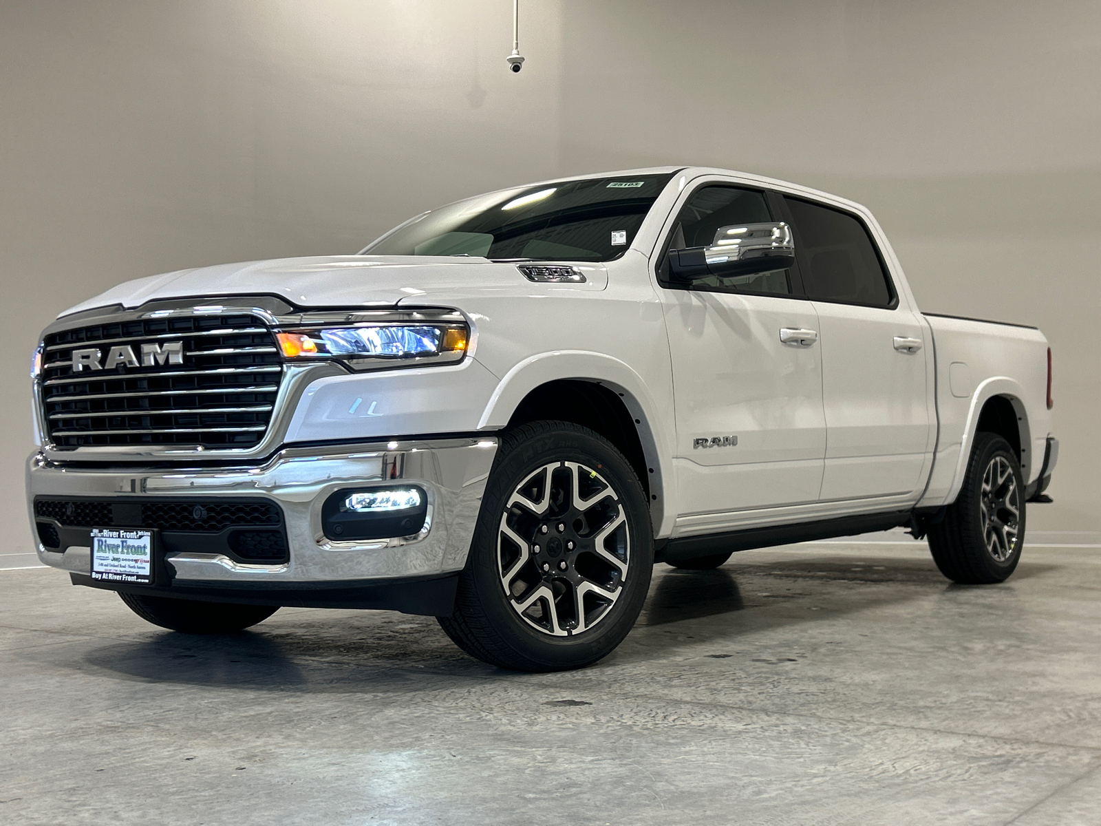 2025 Ram 1500 Laramie 2