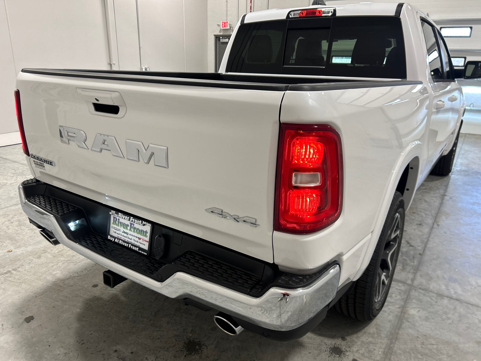 2025 Ram 1500 Laramie 6