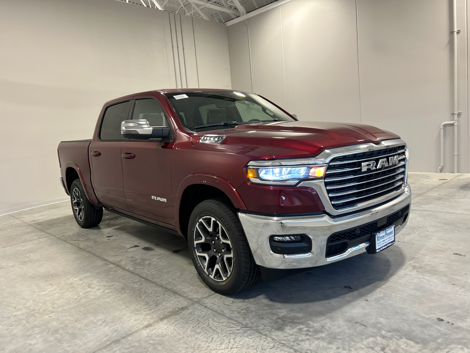 2025 Ram 1500 Laramie 4