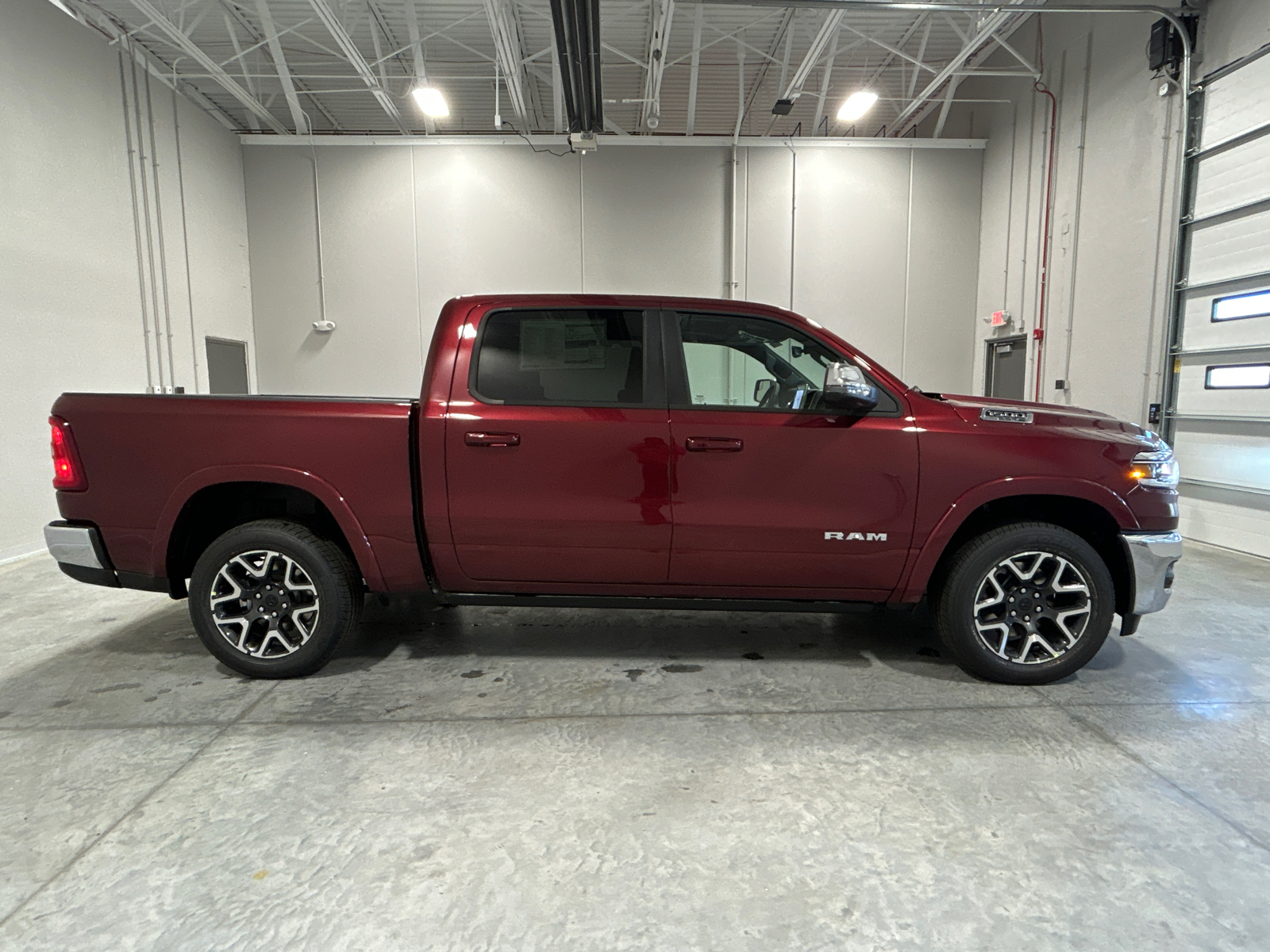 2025 Ram 1500 Laramie 5