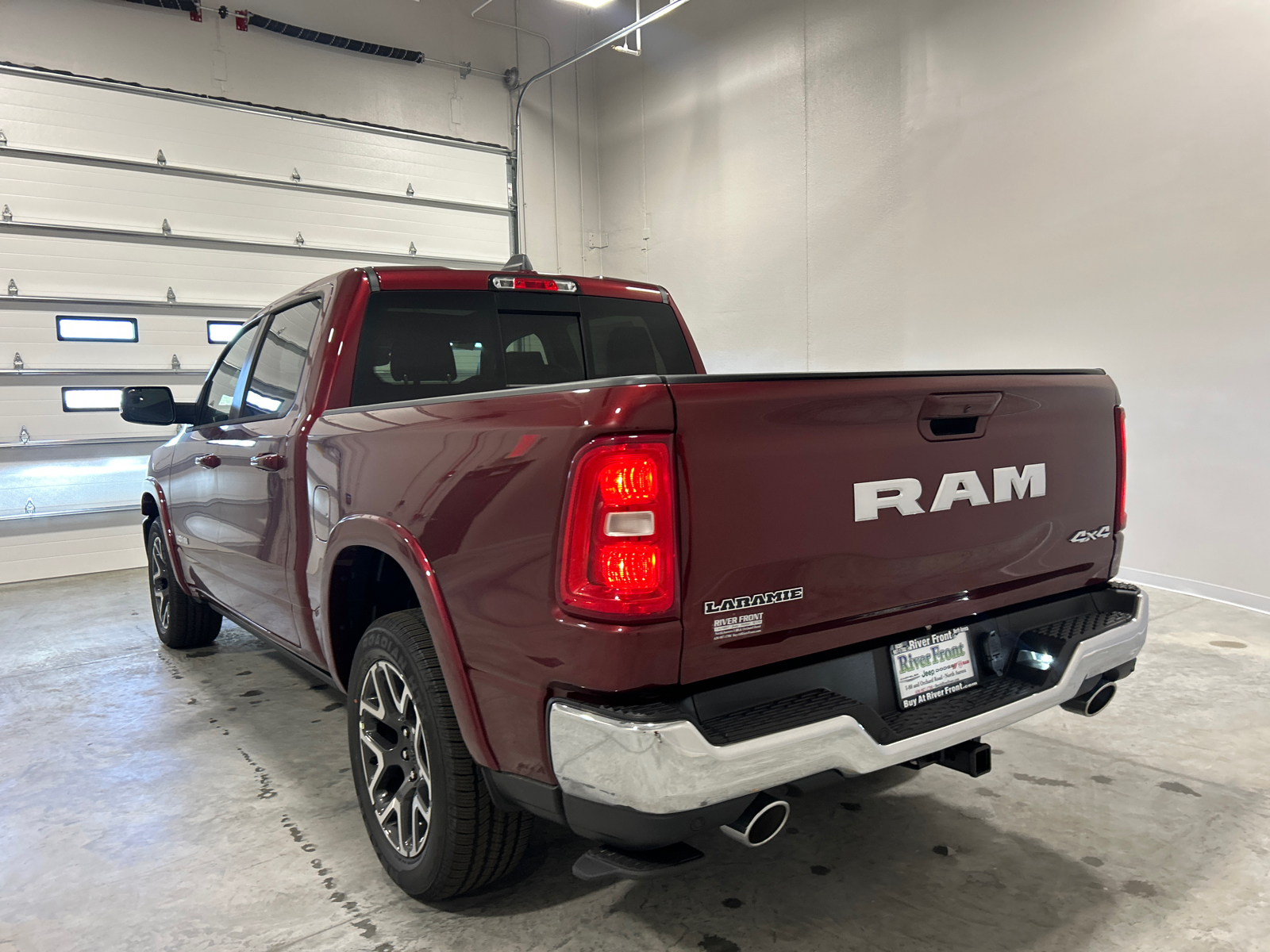 2025 Ram 1500 Laramie 8