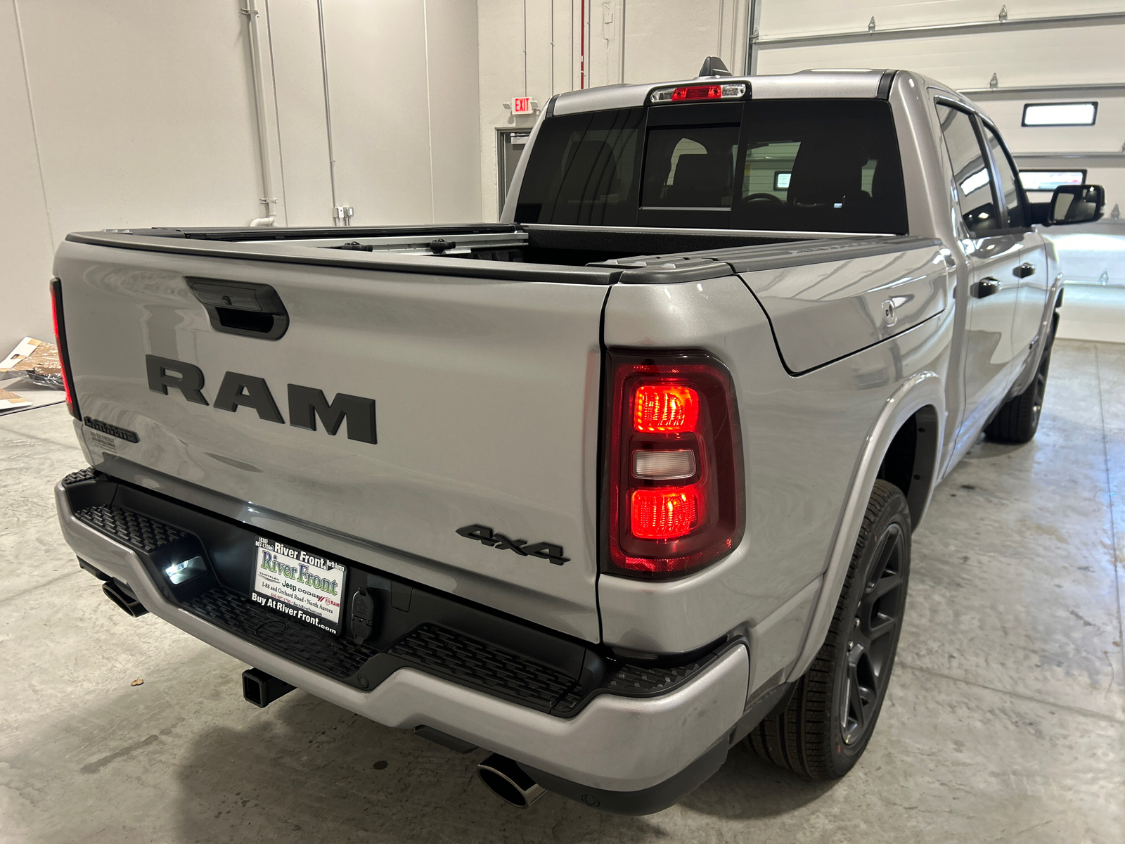 2025 Ram 1500 Laramie 6