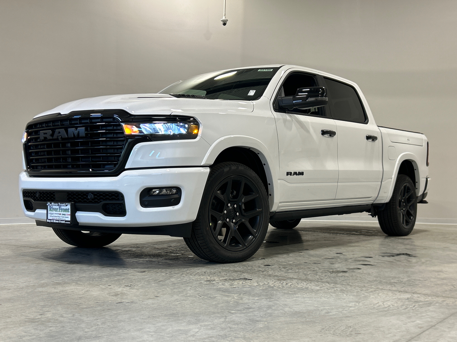 2025 Ram 1500 Laramie 1