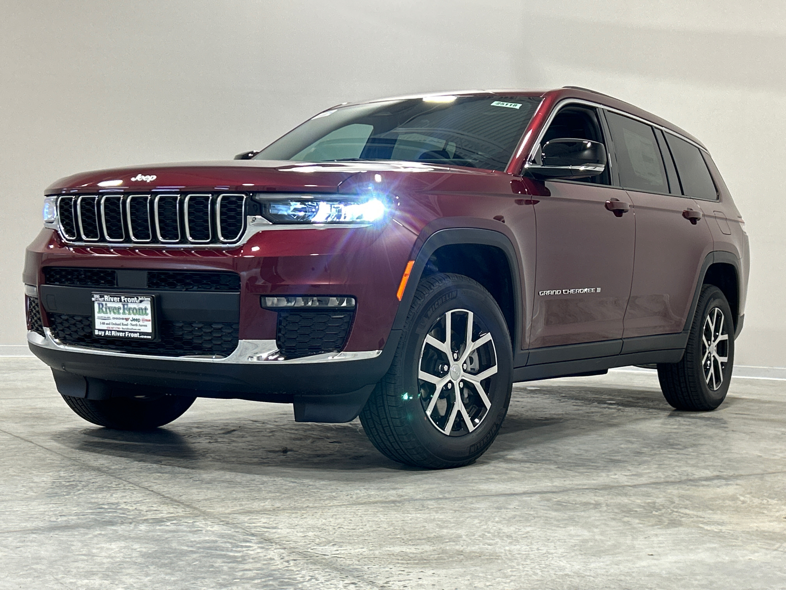 2025 Jeep Grand Cherokee L Limited 1