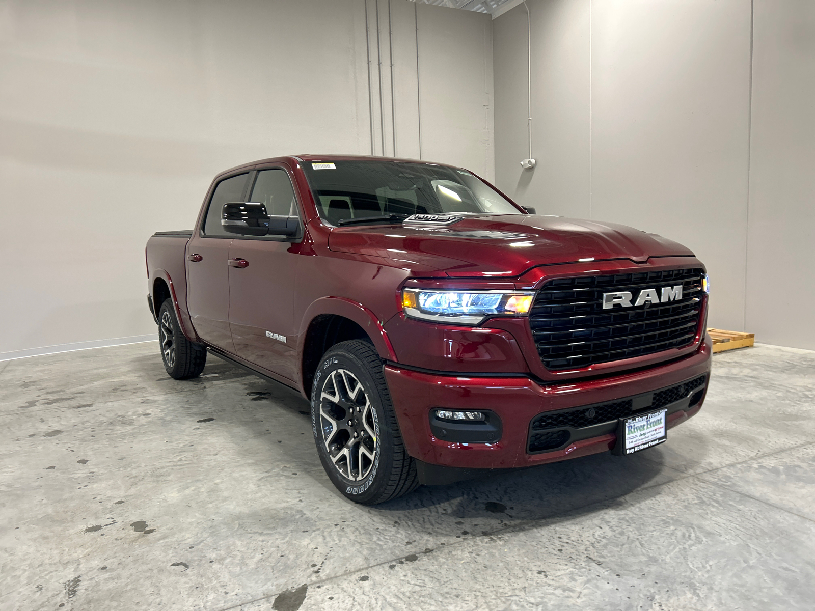 2025 Ram 1500 Laramie 4