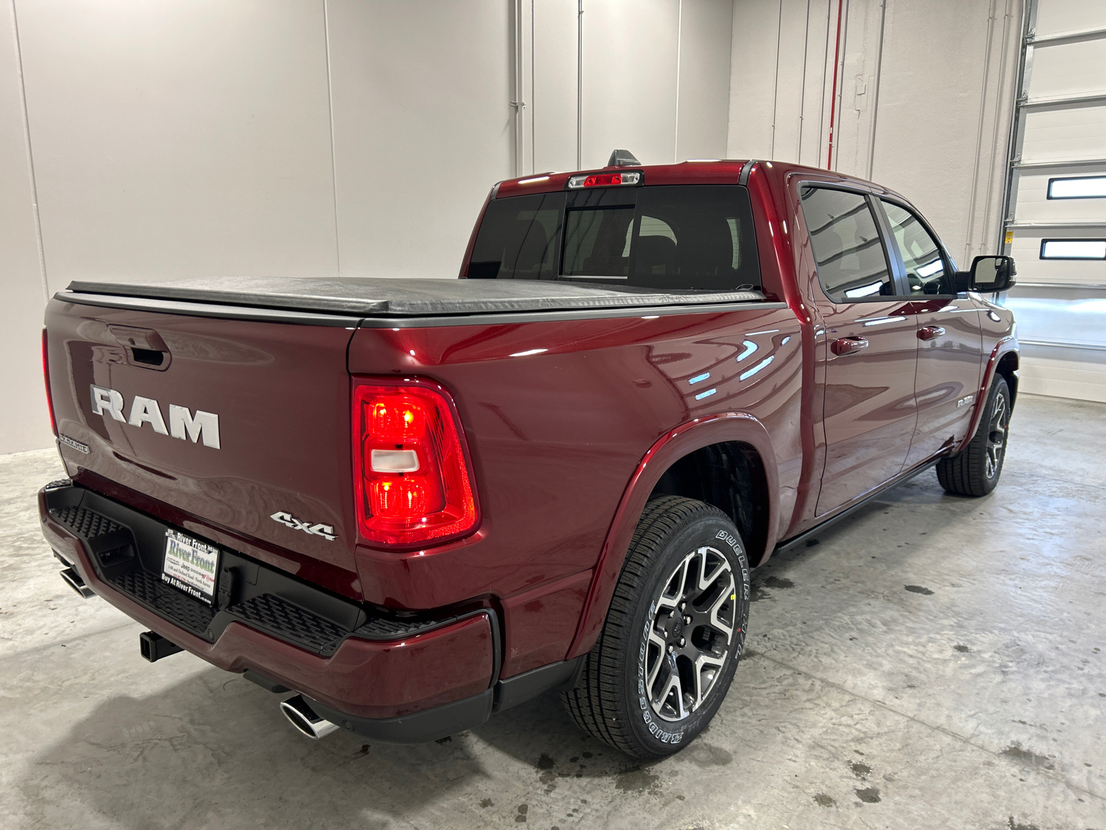 2025 Ram 1500 Laramie 6