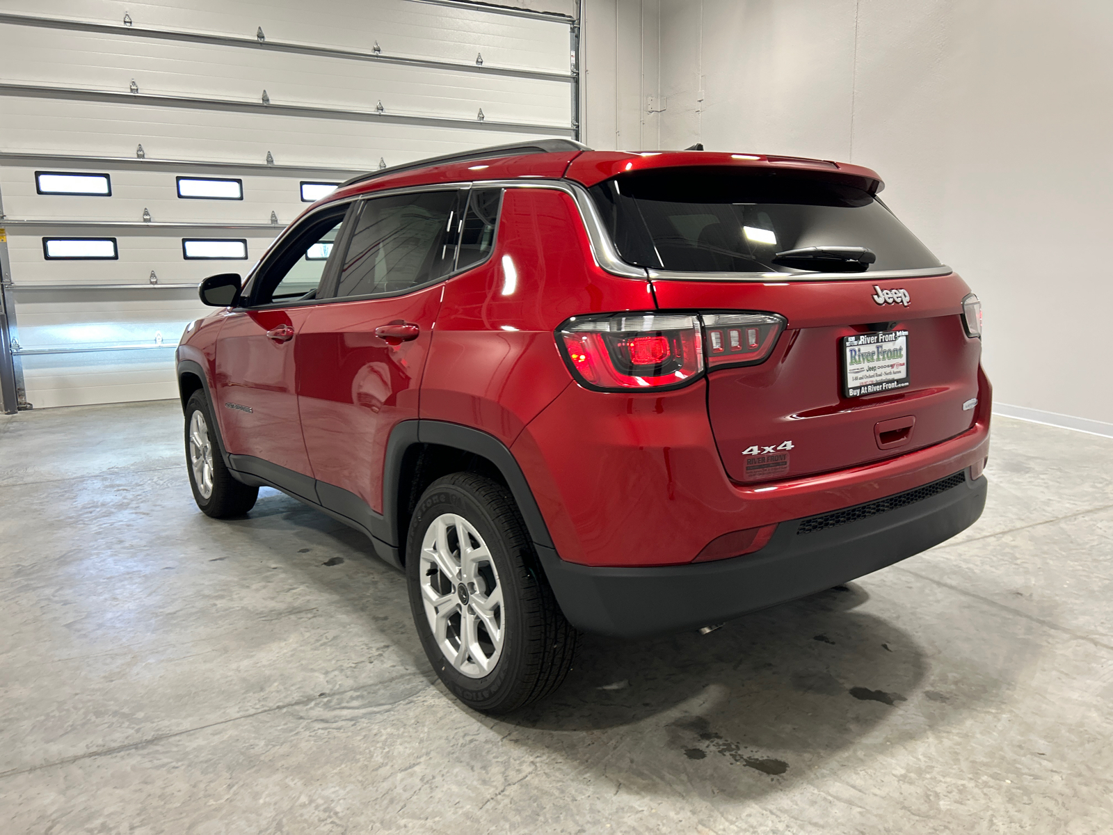 2025 Jeep Compass Latitude 33