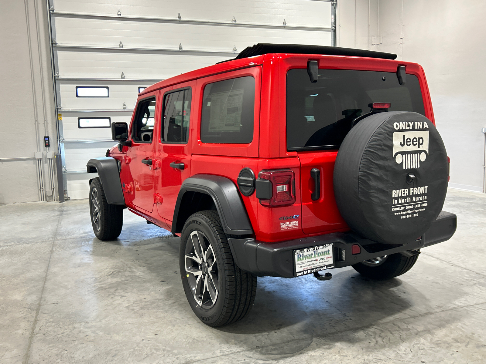 2025 Jeep Wrangler Sport S 4xe 8