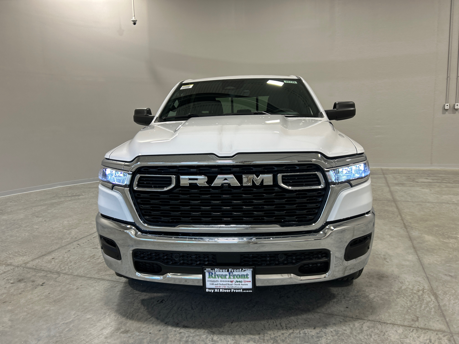 2025 Ram 1500 Tradesman 3