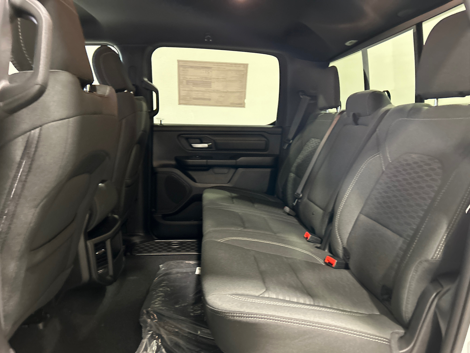 2025 Ram 1500 Tradesman 32